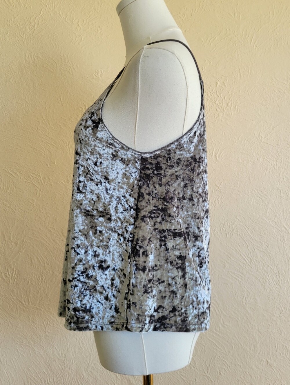 American Eagle | Gray Crushed Velvet Cami - Picture 2 of 6